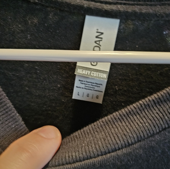 Wembanyama Spurs shirt - Picture 3 of 3